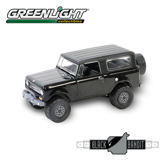 GREENLIGHT Black Bandit Series 29 - 1969 Harvester Scout Lifted 1:64 - 28150-B