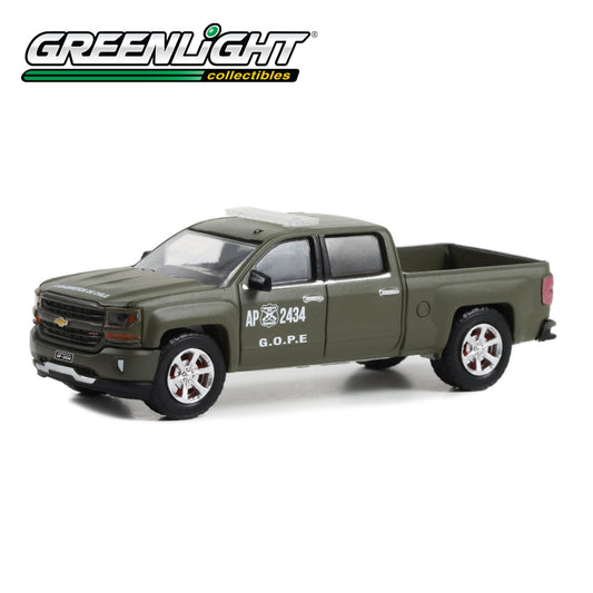 GREENLIGHT 2018 Chevrolet Silverado Z71 Police - Carabineros de Chile - Grupo de Operaciones Policiales Especiales (GOPE) 1:64 - 30384