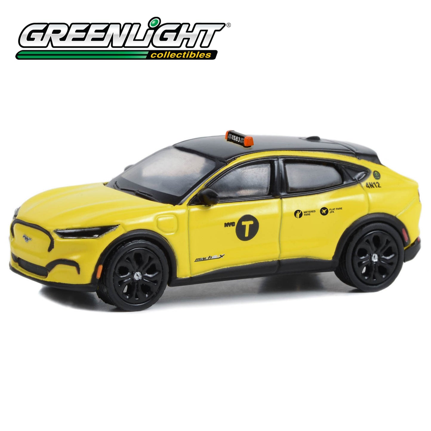 GREENLIGHT 2022 Ford Mustang Mach-E California Route 1 - NYC Taxi 1:64 - 30430