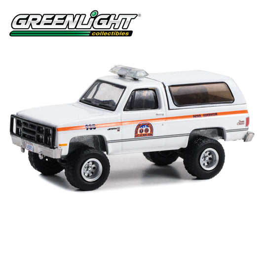 GREENLIGHT First Responders - 1986 GMC Jimmy - NYC EMS (City of New York Emergency Medical Service) Patrol Supervisor 1:64 - 30445