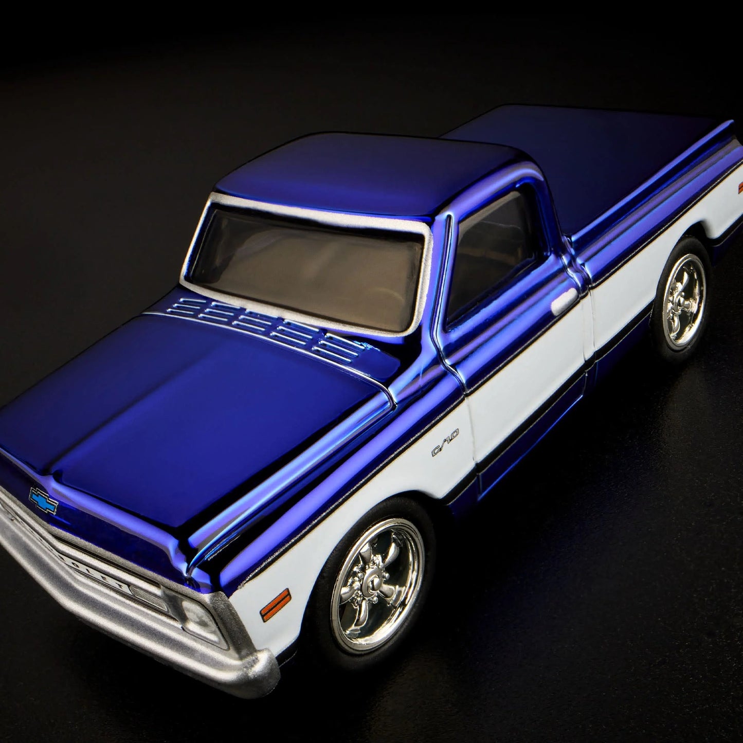 2024 HOT WHEELS RLC Exclusive 1969 Chevy C-10 1:64 - HWF22