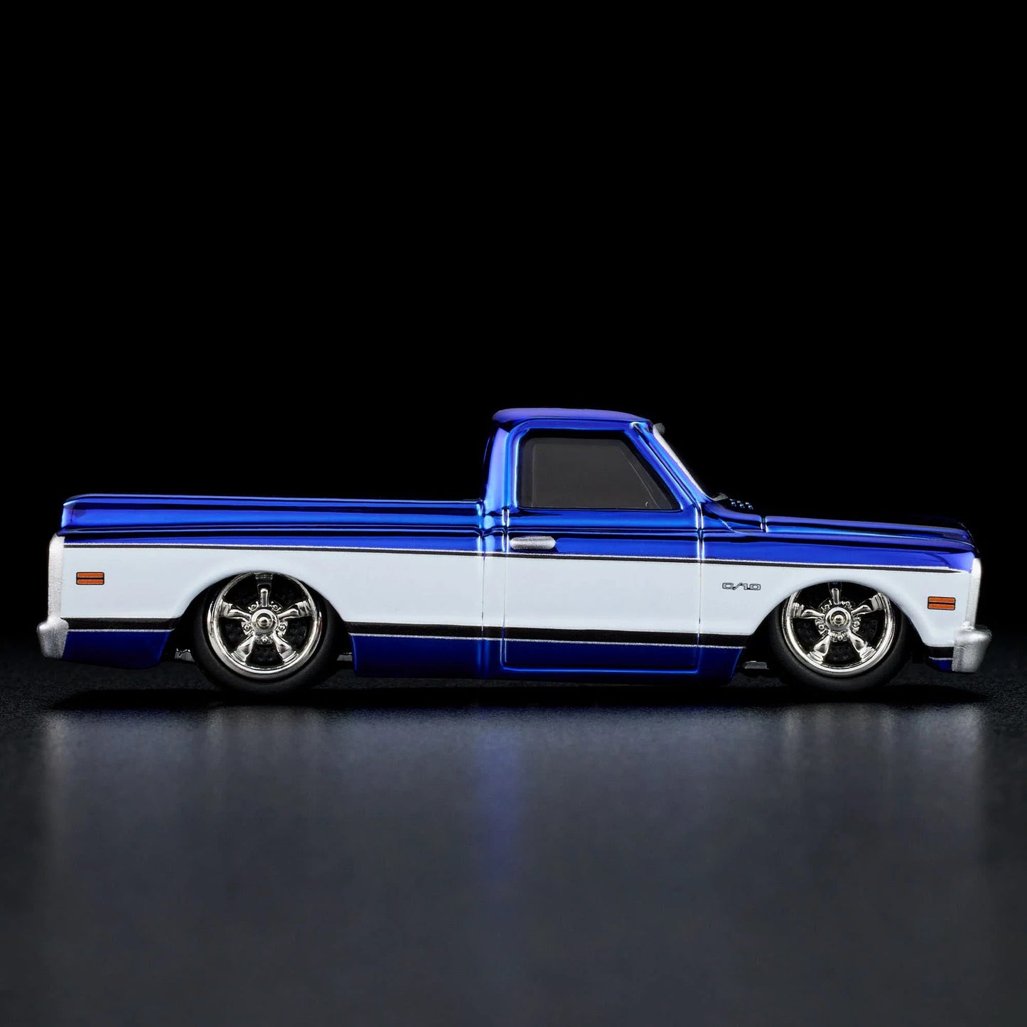 2024 HOT WHEELS RLC Exclusive 1969 Chevy C-10 1:64 - HWF22