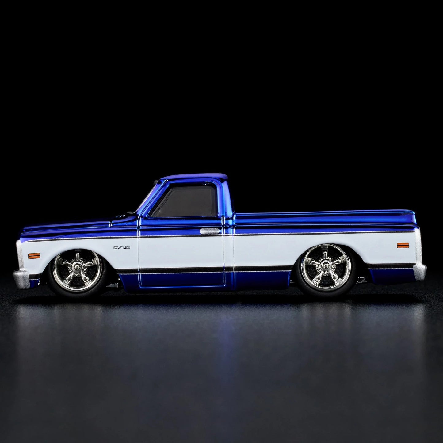 2024 HOT WHEELS RLC Exclusive 1969 Chevy C-10 1:64 - HWF22