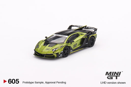 MINI GT Lamborghini LB-Silhouette WORKS Aventador GT EVO Lime LHD/RHD #605 1:64 - MGT00605