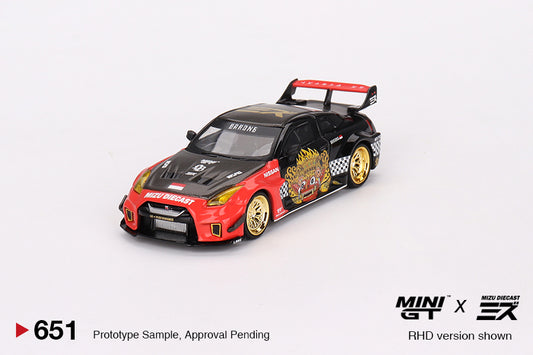 MINI GT LB-Silhouette Works GT Nissan 35GT-RR Ver.1 “Barong” MINI GT x MIZU Diecast Colab RHD #651 1:64 - MGT00651