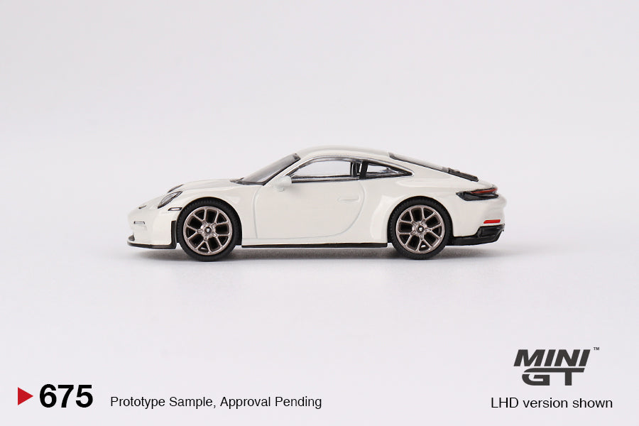 MINI GT Porsche 911 (992) GT3 Touring Crayon LHD/RHD #675 1:64 - MGT00675