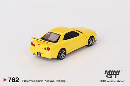 MINI GT Nissan Skyline GT-R (R34) V-Spec Lightning Yellow RHD #762 1:64 - MGT00762