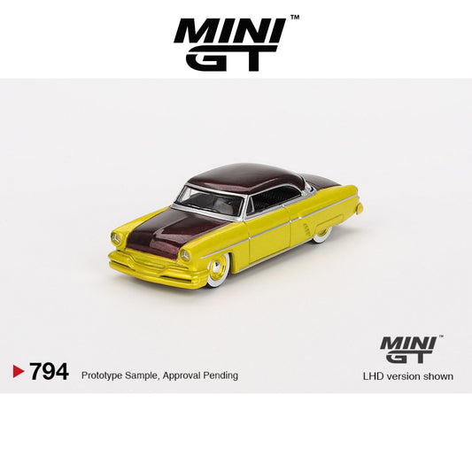 MINI GT Lincoln Capri Hot Rod 1954 Lime Yellow LHD #794 1:64 - MGT00794-L