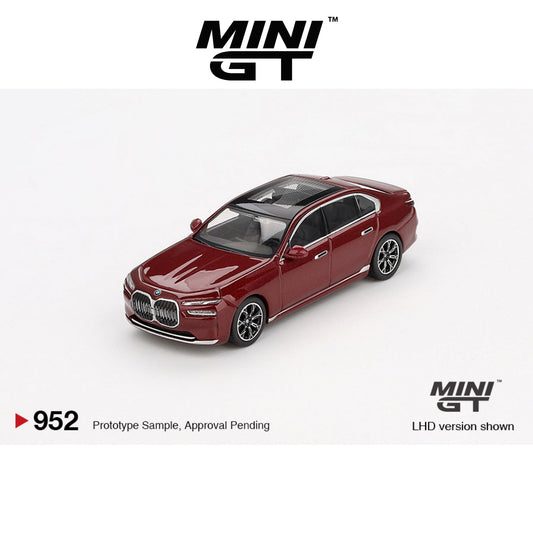 MINI GT BMW i7 xDrive60 Aventurin LHD/RHD #952 1:64 - MGT00952