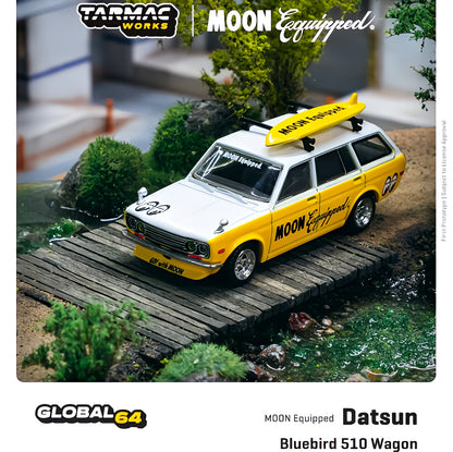 TARMAC WORKS Datsun Bluebird 510 Wagon MOON Equipped Surf Board with Roof Rack 1:64 - T64G-026-ME1