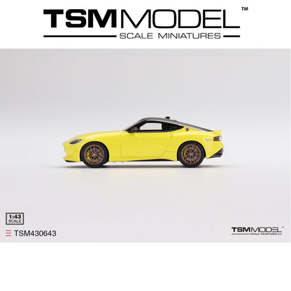 TSM MODEL Nissan Fairlady Z Proto Spec 2023 Ikazuchi Yellow RHD 1:43 - TSM430643